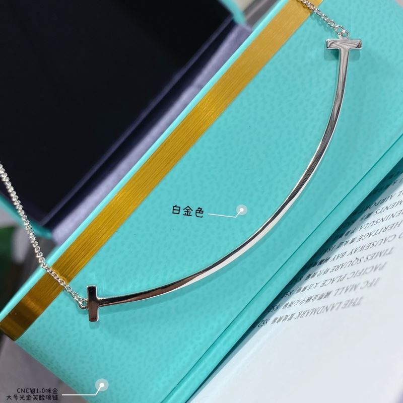 T*f*ny necklaces